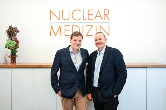 Neue Inhaber der Facharztpraxis für Nuklearmedizin & Kernspintomographie (MRT) (v.l.): Dr. med. Joseph Cohnen Gonsberg und Dr. med. Alexander Bellendorf